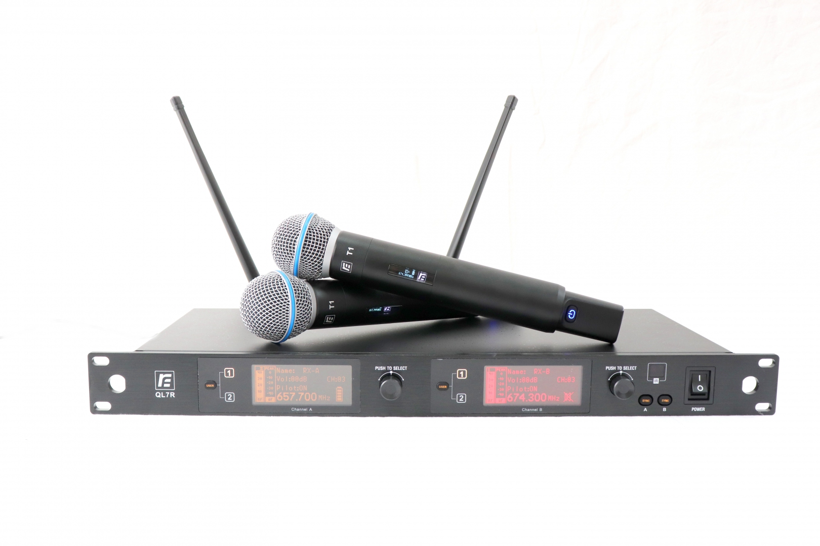RFIntell QL7R/T1-B 720,500-754,000 МГц 2-канальная радиосистема с 2-мя ручными микрофонами в Новом Уренгое